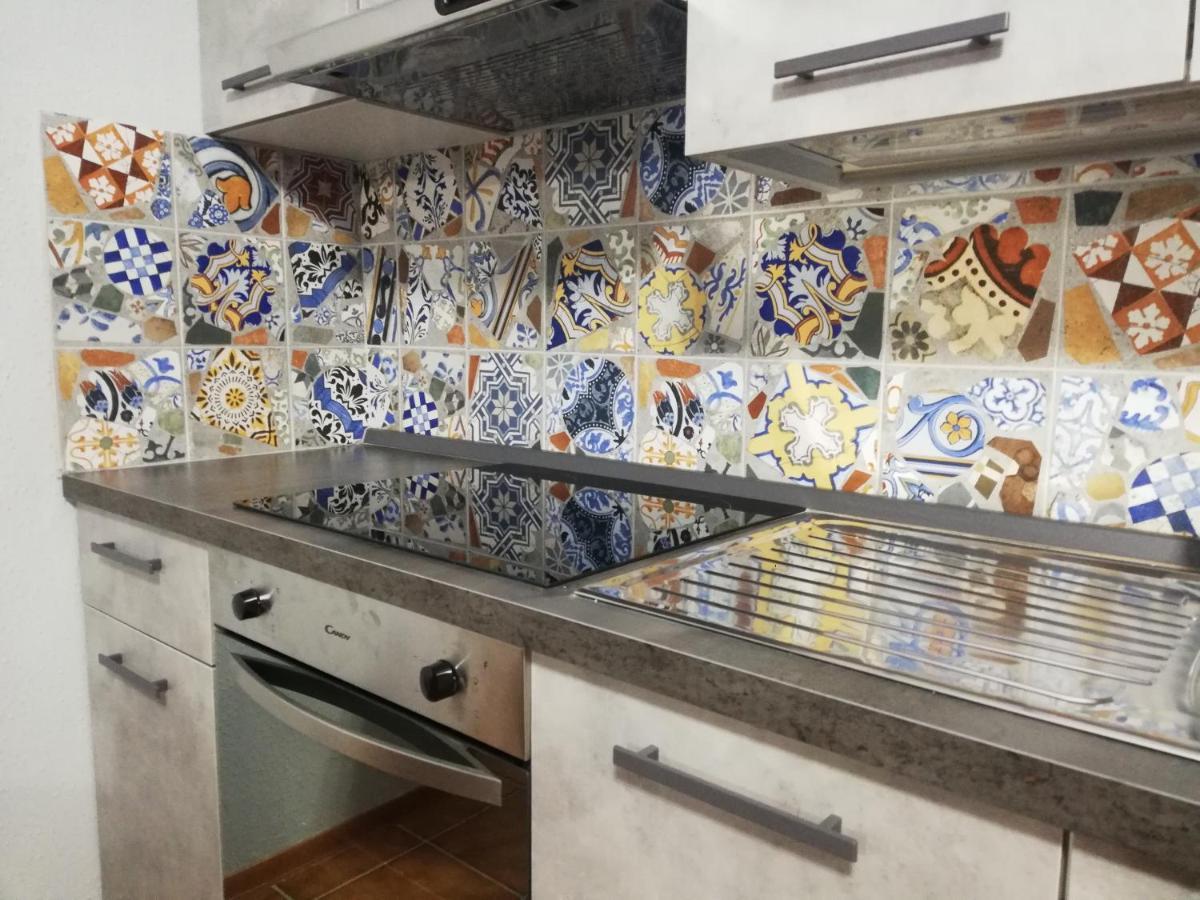 פולוניקה La Taverna Appartamento Scala A Chiocciola מראה חיצוני תמונה