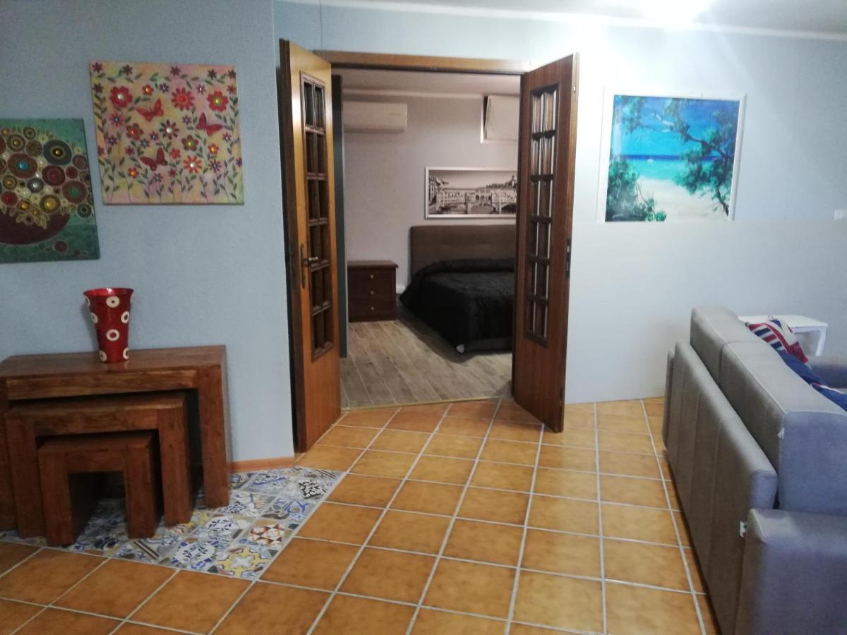 פולוניקה La Taverna Appartamento Scala A Chiocciola מראה חיצוני תמונה